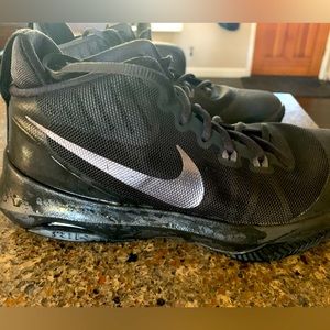 Young Men’s Nike Basketball Shoes